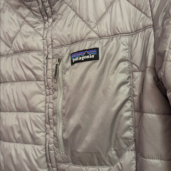 Patagonia Women's Radalie Insulated Parka Jacket Light Silver Gray size Medium - Picture 13 of 14